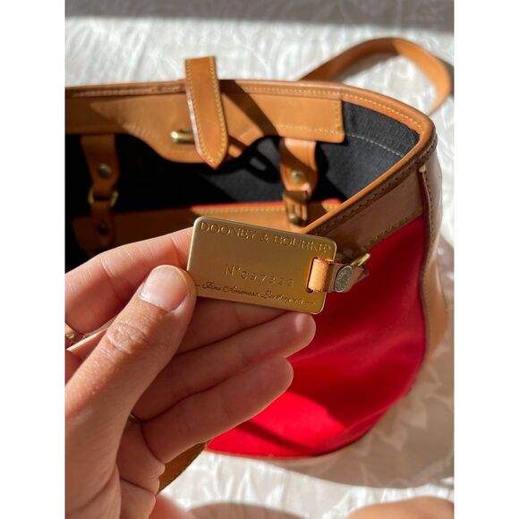Vintage 90s Dooney & Bourke Cabriolet Red Canvas Tan Leather Bucket Bag Tote - Picture 10 of 13
